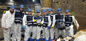 INCREDIBLE! Misaskim Volunteers Sift Through Mountain of Trash And RECOVER LOST TEFILLIN!